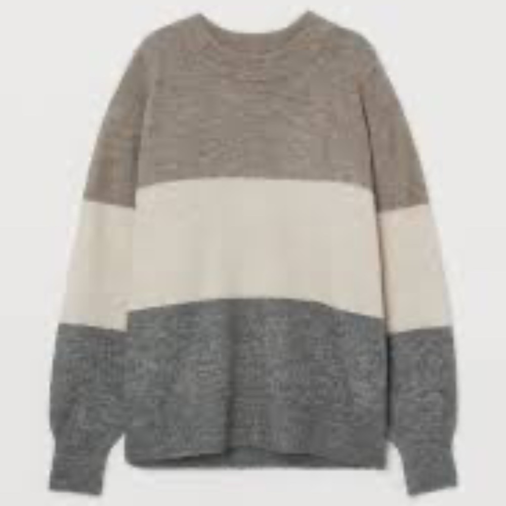 H&M Fine-Knit Long Sleeve Color-Block Sweater